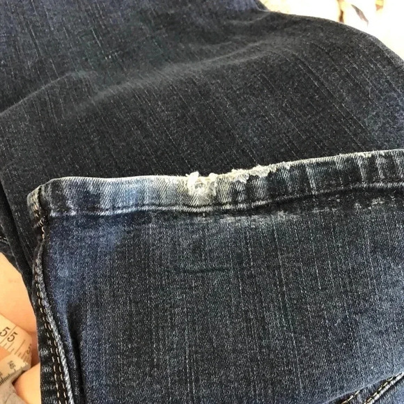 White House Black Market Jeans Blanc Flare Leg Size 6S - Picture 6 of 8